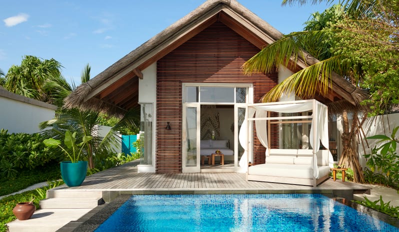 Fairmont Maldives Sirru Fen Fushi-DELUXE BEACH SUNRISE VILLA EXTERIOR DAY_15636
